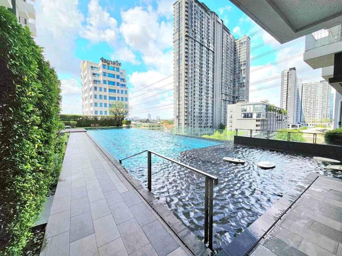 ให้เช่าคอนโดบางซื่อ วงศ์สว่าง เตาปูน : ​เช่าด่วน! 10,000 เดียว ได้อยู่ชั้นสูง วิวสระ The Park Land วงศ์สว่าง ติด MRT 0 เมตร