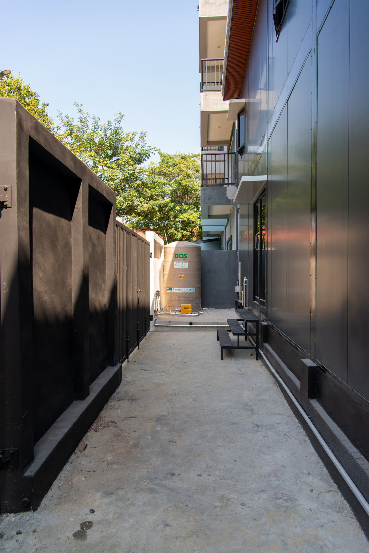 WarehouseOnnut, Udomsuk : 🏭 Use for rent, ready to sell | Office + warehouse Sukhumvit 101 | Wide frontage | Parking for many cars | Near Punnawithi BTS | Sukhumvit |