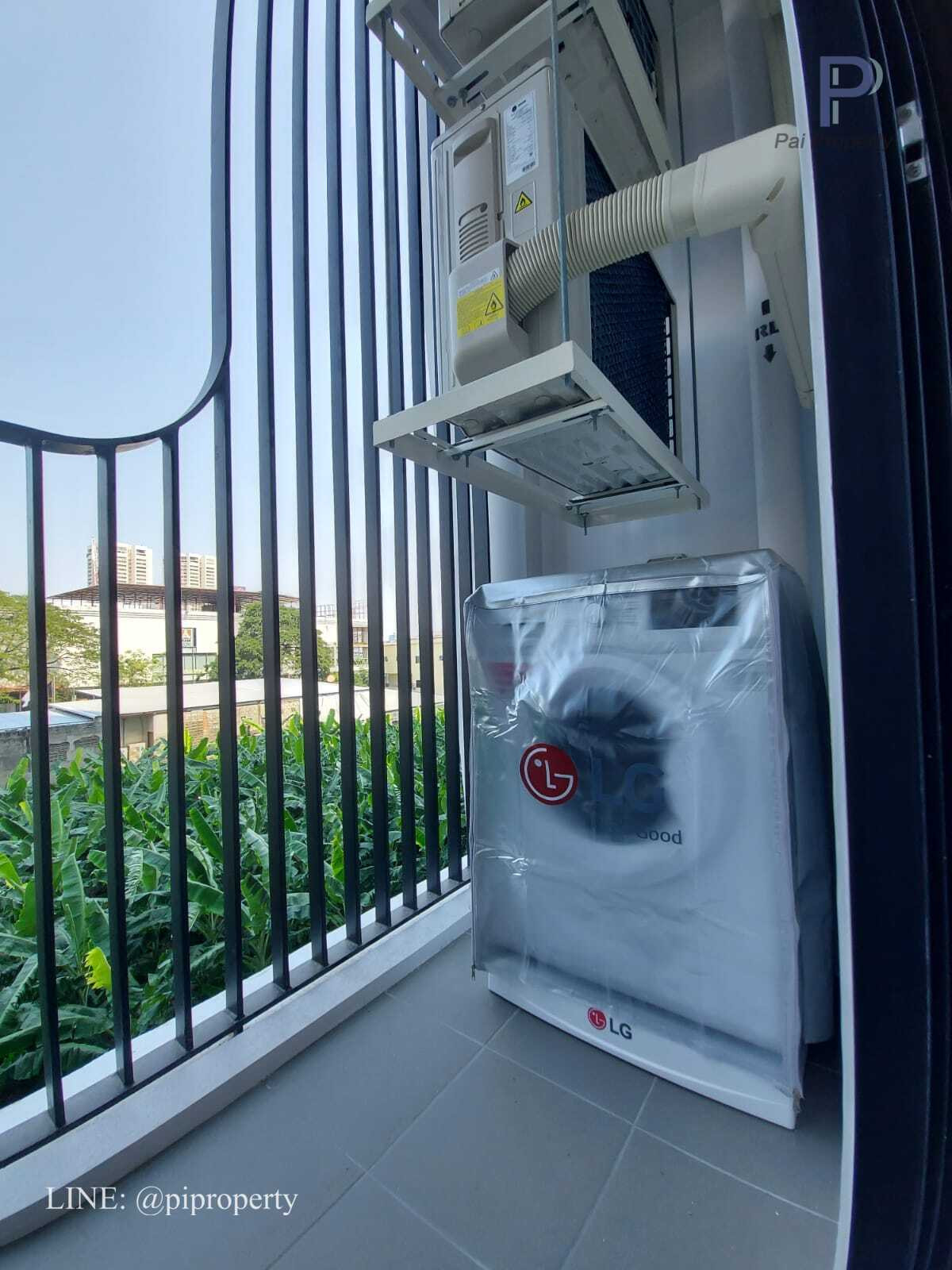 For RentCondoSukhumvit, Asoke, Thonglor : Fully furnished 1 bedroom unit for rent in XT Ekkamai. Ready to move in unit. 