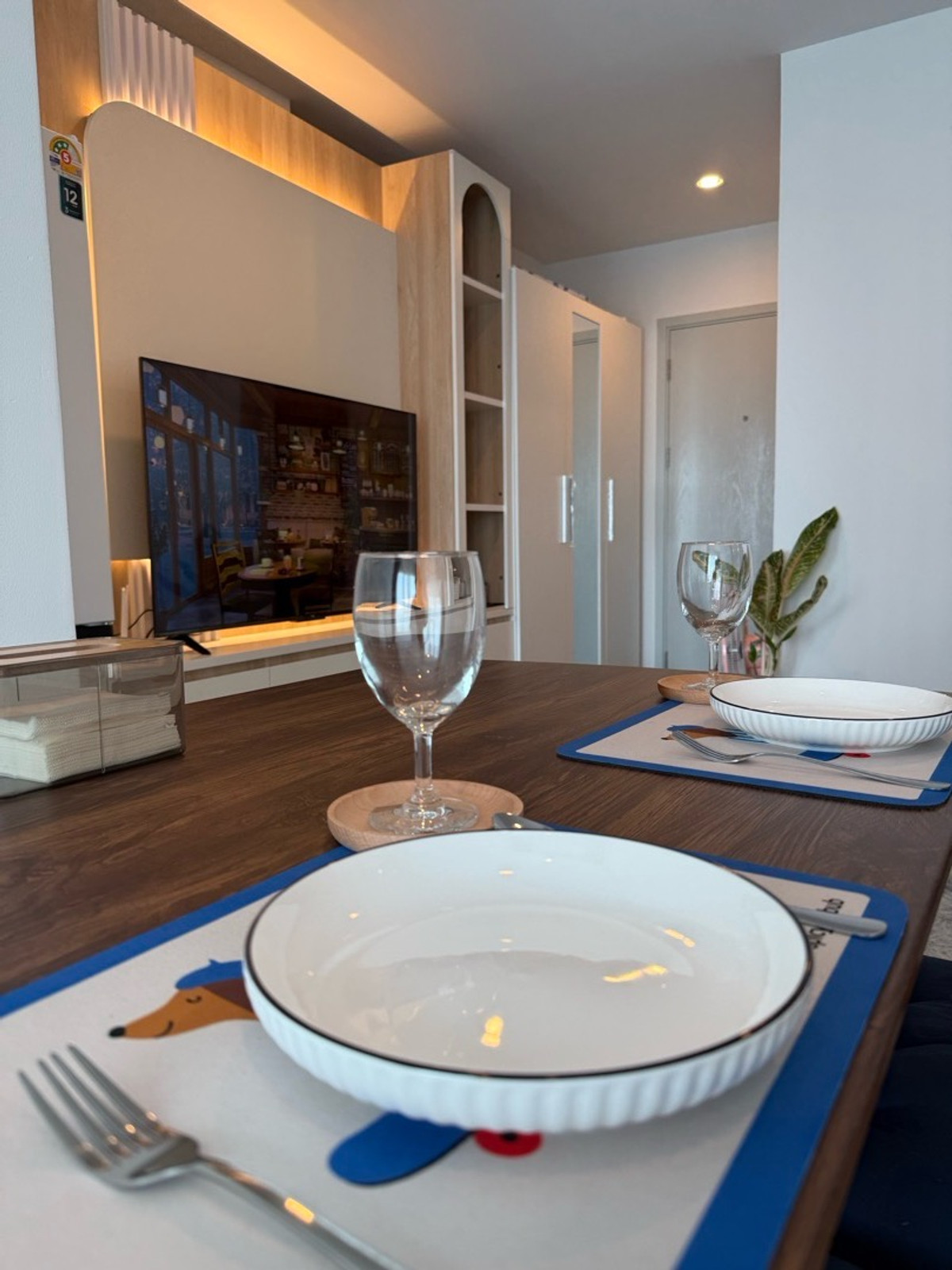 ให้เช่าคอนโดบางนา แบริ่ง ลาซาล : 🔥 Condo for Rent – Regent Home Bangna (Short to Medium Term) 🔥
(Only 400 meters from BTS Bangna – Ready to move in!)

📍 Location: Bangna
🏢 Project: Regent Home Bangna
📏 Size: 28 sq.m. (1 Bedroom – open plan)
📍 Floor: 24 | Building A
🌊 River view | 