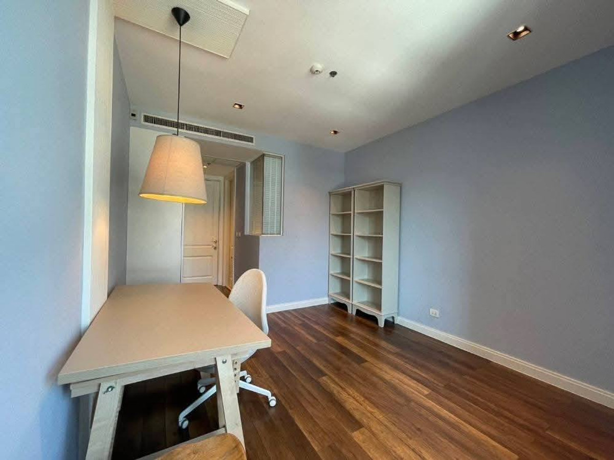 For RentCondoWitthayu, Chidlom, Langsuan, Ploenchit : Athenee Residence the luxury condo (BTS Ploenchit)