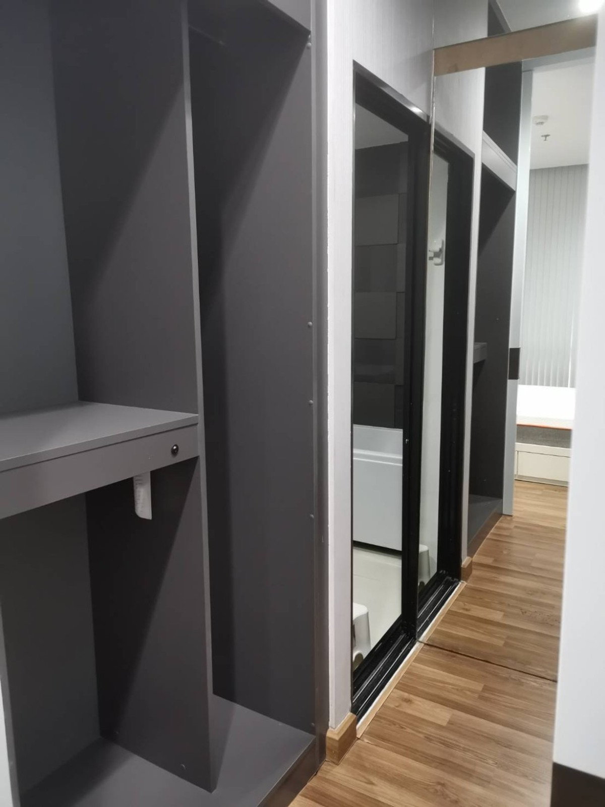 ให้เช่าคอนโดรัชดา ห้วยขวาง : ให้ เช่า ด่วน Ivy Ampio ไอวี่ แอมพิโอ 1ห้องนอน 1ห้องน้ำ (ราคาพิเศษ)