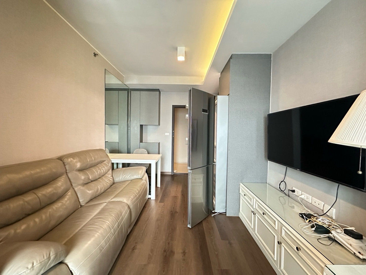 ให้เช่าคอนโดอ่อนนุช อุดมสุข : Ideo Sukhumvit 93 
ขนาด 34  ตรม 1 ห้องนอน 1 ห้องน้ำ
เครื่องใช้ไฟฟ้าครบ ราคาเพียงแค่ 18,000  บาทเท่านั้นสนใจนัดชมโครงการ0614162636