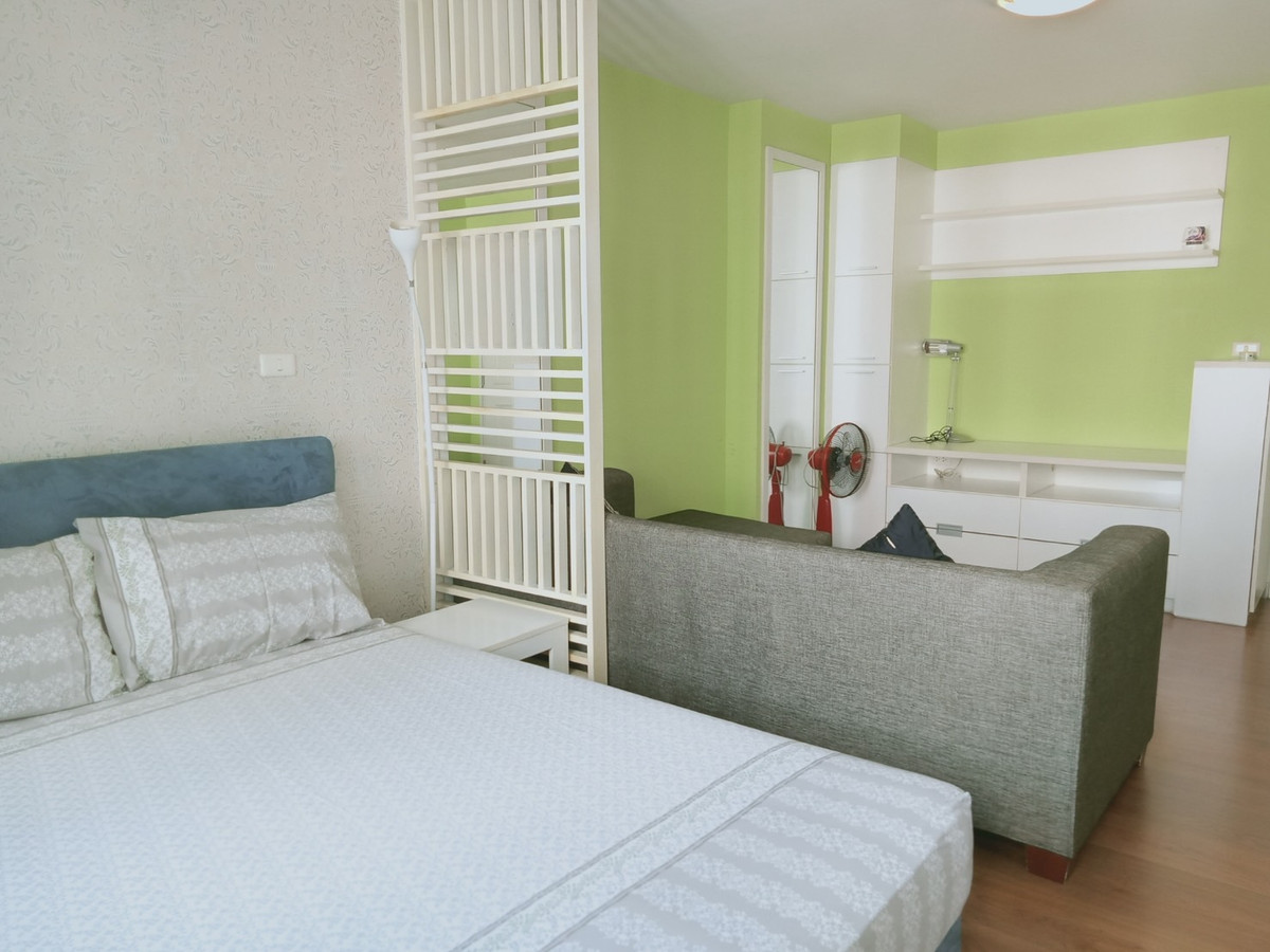 ให้เช่าคอนโดลาดพร้าว เซ็นทรัลลาดพร้าว : P-138729 สตูดิโอวิวเมือง! คอนโด วัน ลาดพร้าว 18 ใกล้ MRT ลาดพร้าว เพียง 10,000 บาท Line Id: @easythaihome 085-592-2897