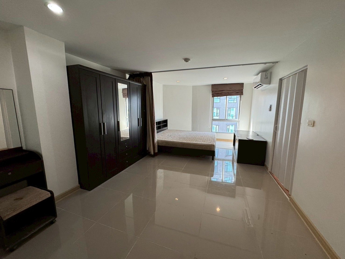 For SaleCondoKasetsart, Ratchayothin : (Code S5339) Condo for sale Regent home 3: Regent Home 3 near BTS Phahonyothin 59