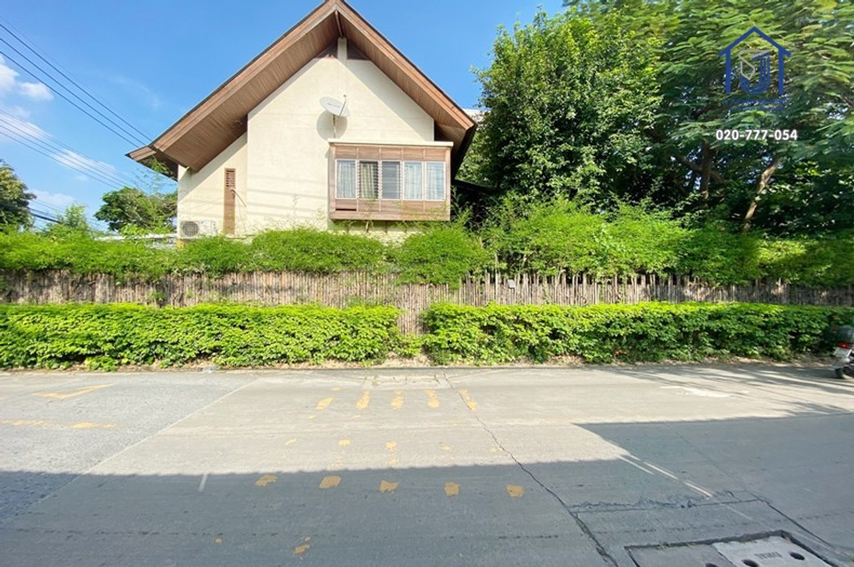 For SaleHouseChokchai 4, Ladprao 71, Ladprao 48, : 2-story detached house for sale, 99 square wah, Soi Nakniwat 37, near the expressway - Kaset Nawamin.