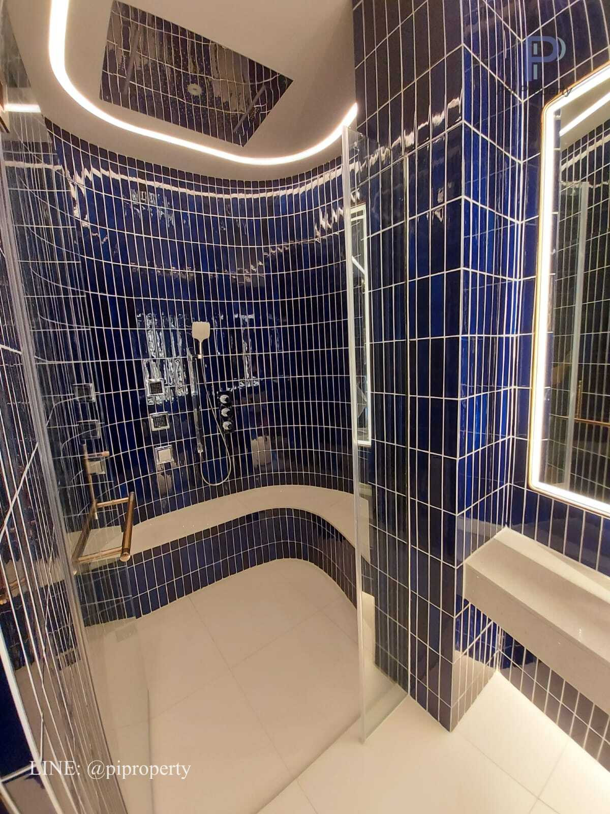 For RentCondoSukhumvit, Asoke, Thonglor : Fully furnished 1 bedroom unit for rent in XT Ekkamai. Ready to move in unit. 