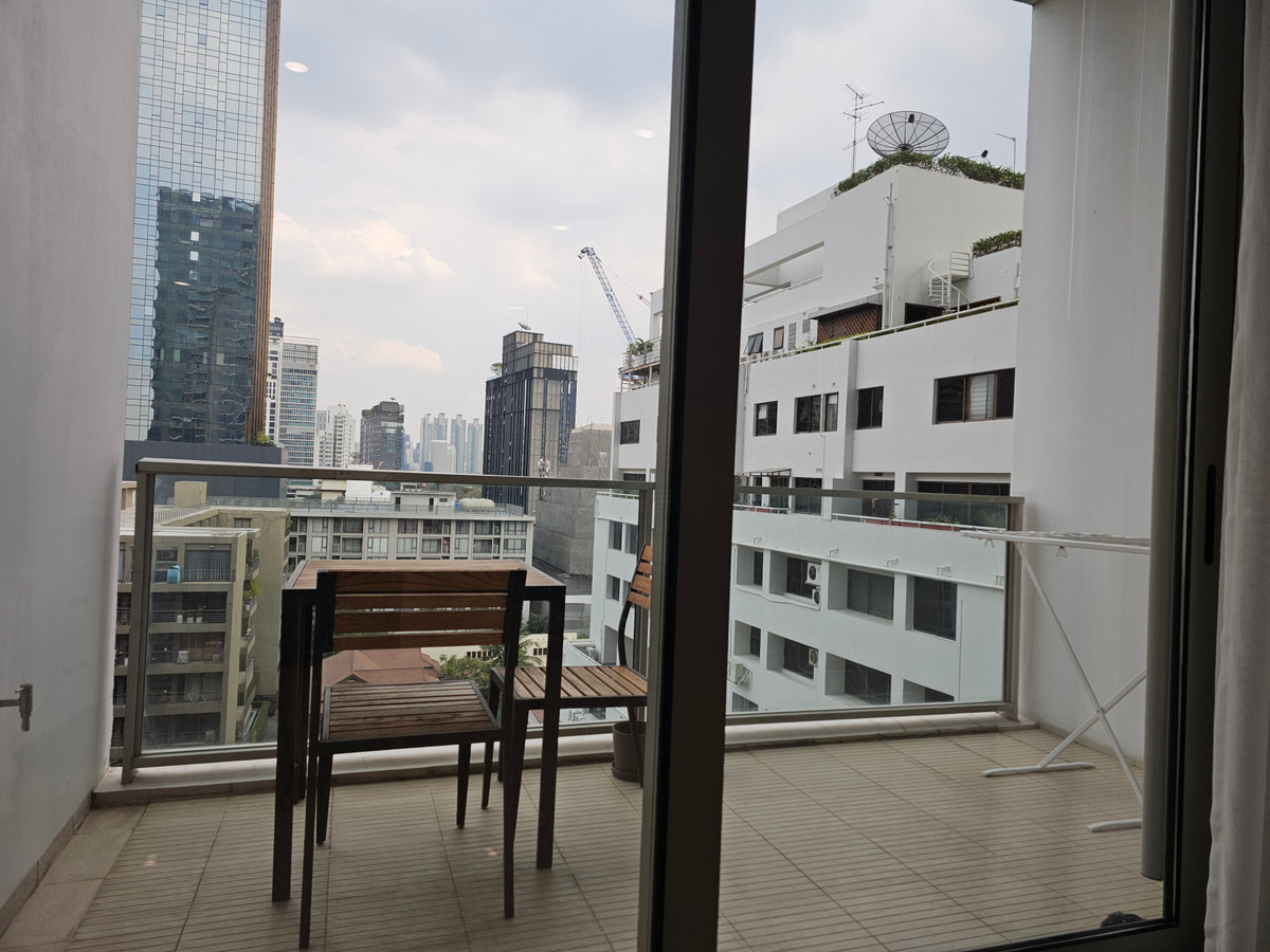 For SaleCondoWitthayu, Chidlom, Langsuan, Ploenchit : 185 Rajadamri for sale, 2 bedrooms, 2 bathrooms, area 108 sq m, 29.9 million baht. If interested, call Nong 096-2615656. Ready to make an appointment to visit every day. For Sale 185 Rajadamri 2bed 2 bath 108 Sq,m Rental price 29.9 MB call Nong 096-261565