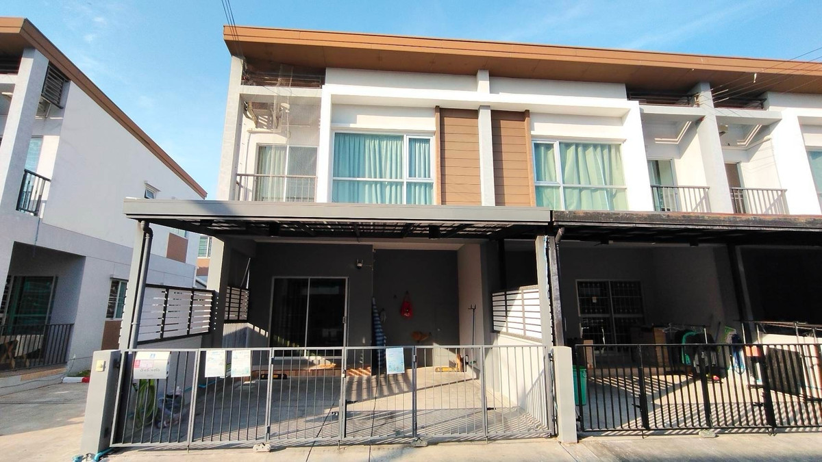 For RentTownhomeRama 2, Bang Khun Thian : 🏡✨ Townhouse for Rent – Corner Unit | Rama 2 – Tha Kham
📍 Lumpini Town Park Rama 2 – Tha Kham (Corner Unit near U-turn)
