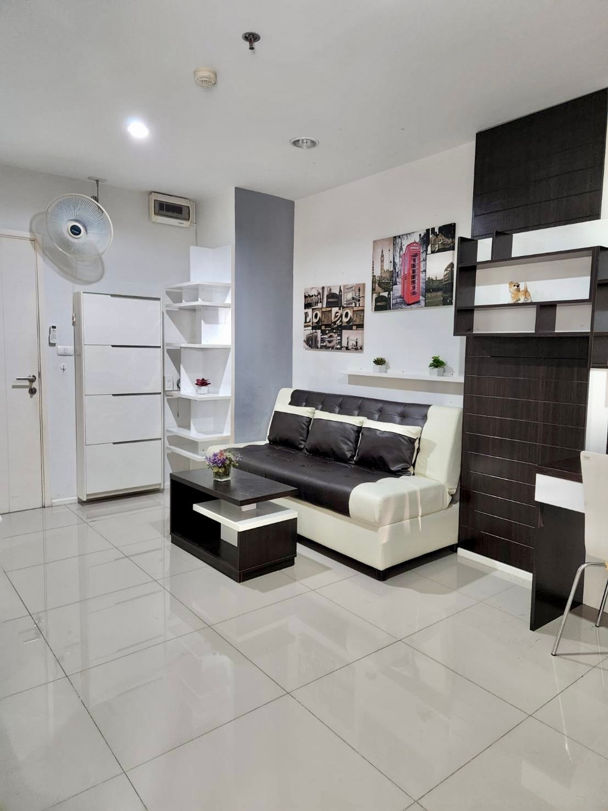 ให้เช่าคอนโดพระราม 9 เพชรบุรีตัดใหม่ RCA : ⚡ Hot Deal - Aspire Rama9 (2Bed 1Bath) Near MRT Rama9 | Fully furnished & Ready to move in  