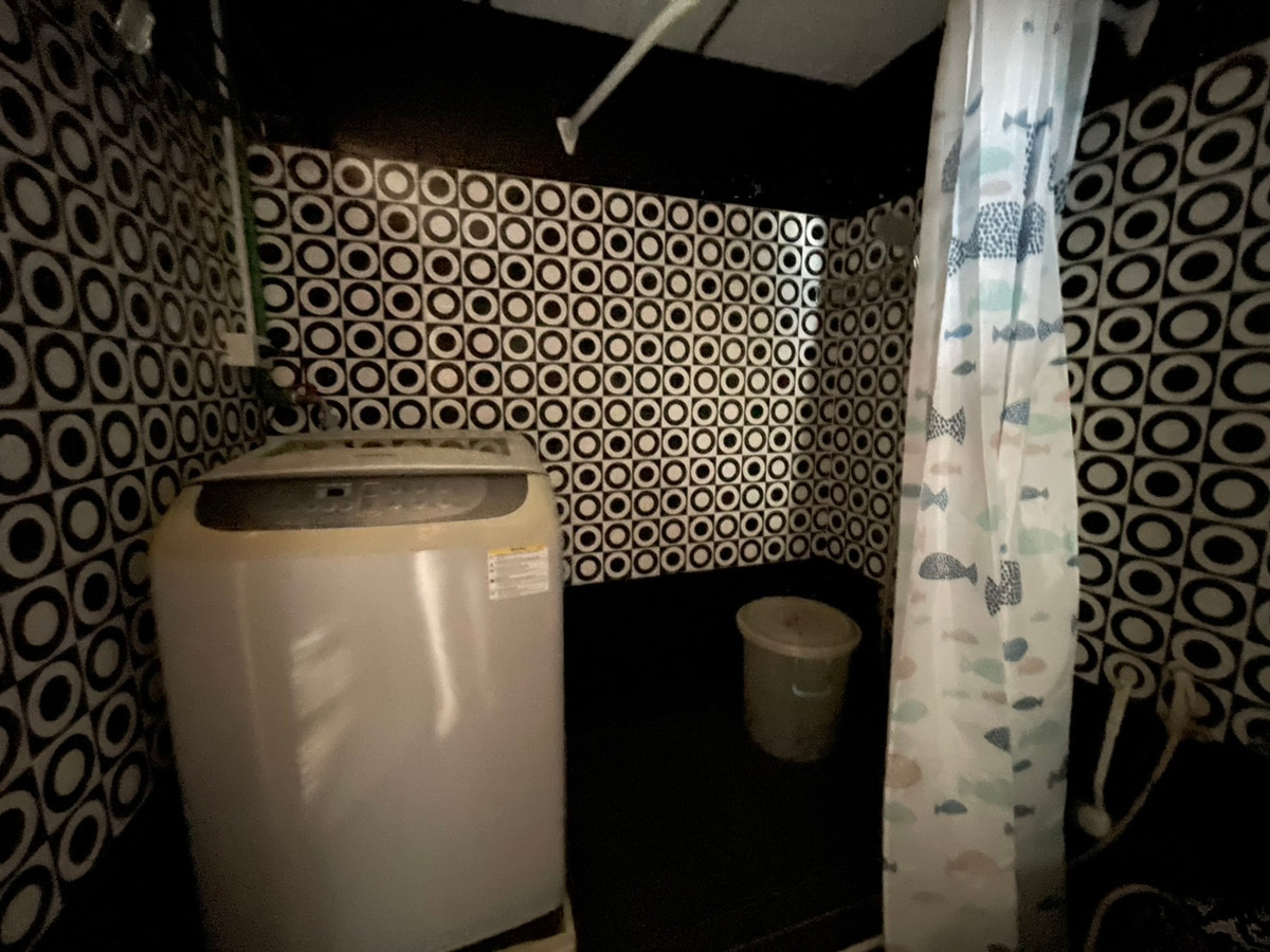 For RentCondoSilom, Saladaeng, Bangrak : Condo room for rent, Silom Suite (Sathorn 12)