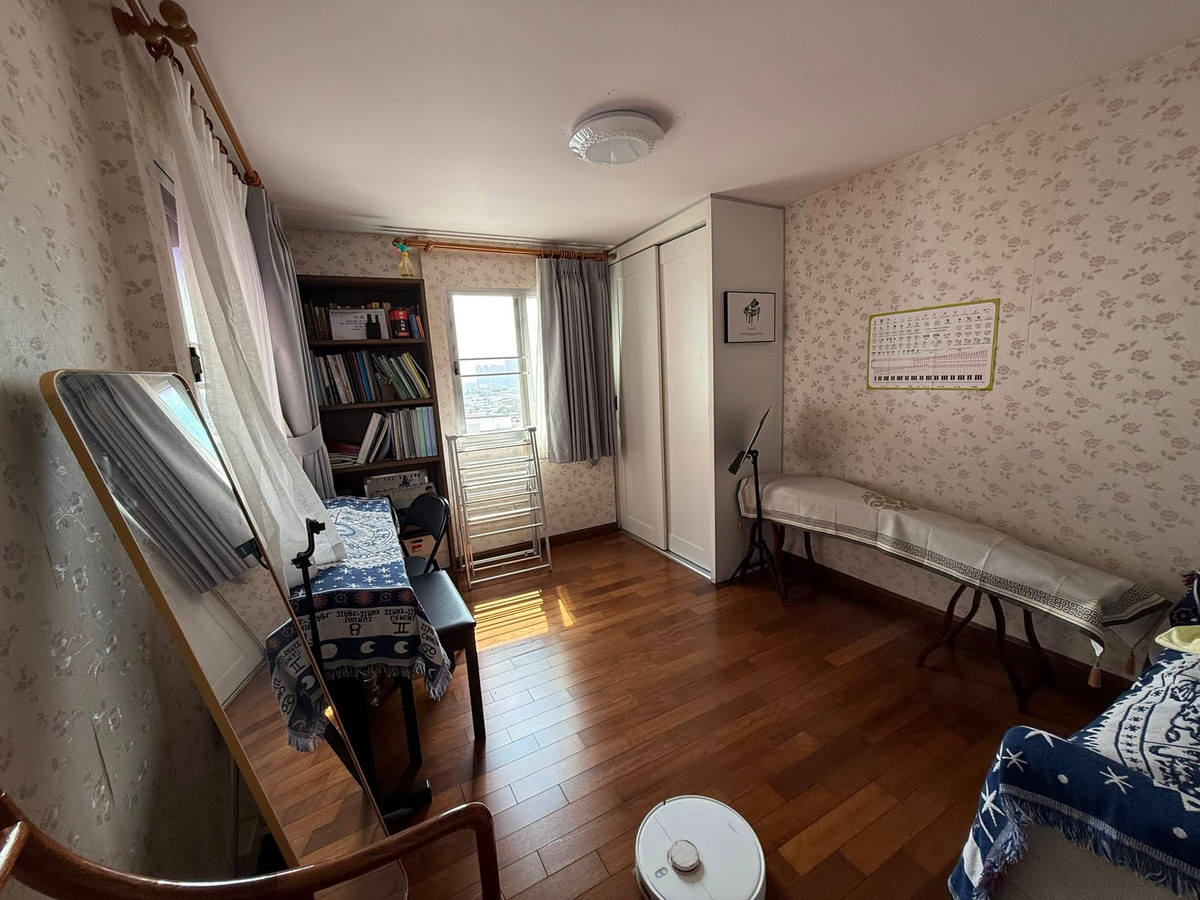 For SaleCondoSathorn, Narathiwat : For sale 2-bedroom condo at Belle Park Residence Narathiwas 24 - Sathorn Bangkok