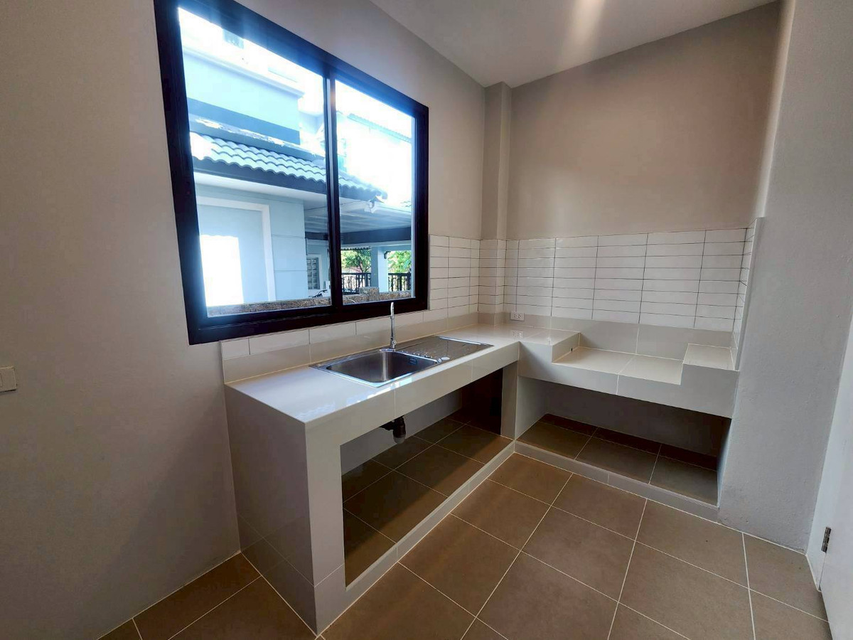 For SaleHouseNonthaburi, Bang Yai, Bangbuathong : 2-story detached house for sale, Thanasiri Rattanathibet, Bang Yai, Bang Bua Thong, Nonthaburi, Central Westgate Bang Yai, MRT (Purple Line), Bang Rak Yai Station. and Bang Phlu Station