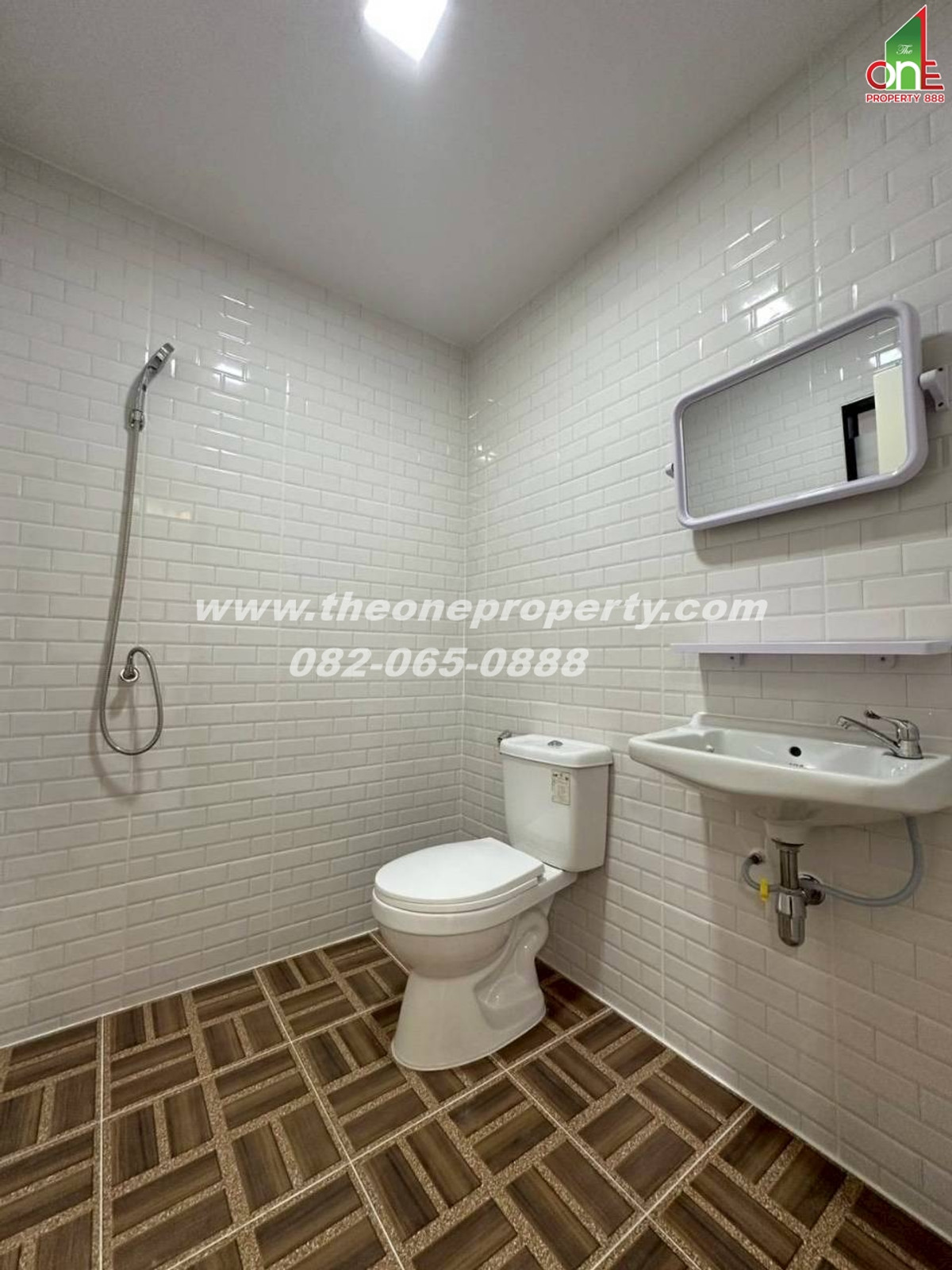 For SaleTownhomePathum Thani,Rangsit, Thammasat : 2-story townhouse, 17.8 sq m. (entire house renovated) Pruksa Village 60/1 Rangsit-Bang Phun Rangsit-Pathum Thani Rd. Mueang Pathum Thani, Pathum Thani