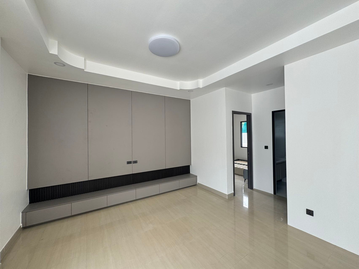 For SaleHousePattaya, Bangsaen, Chonburi : Single house Grand PMC 2 / 3 Bedrooms (FOR SALE) BEWN050