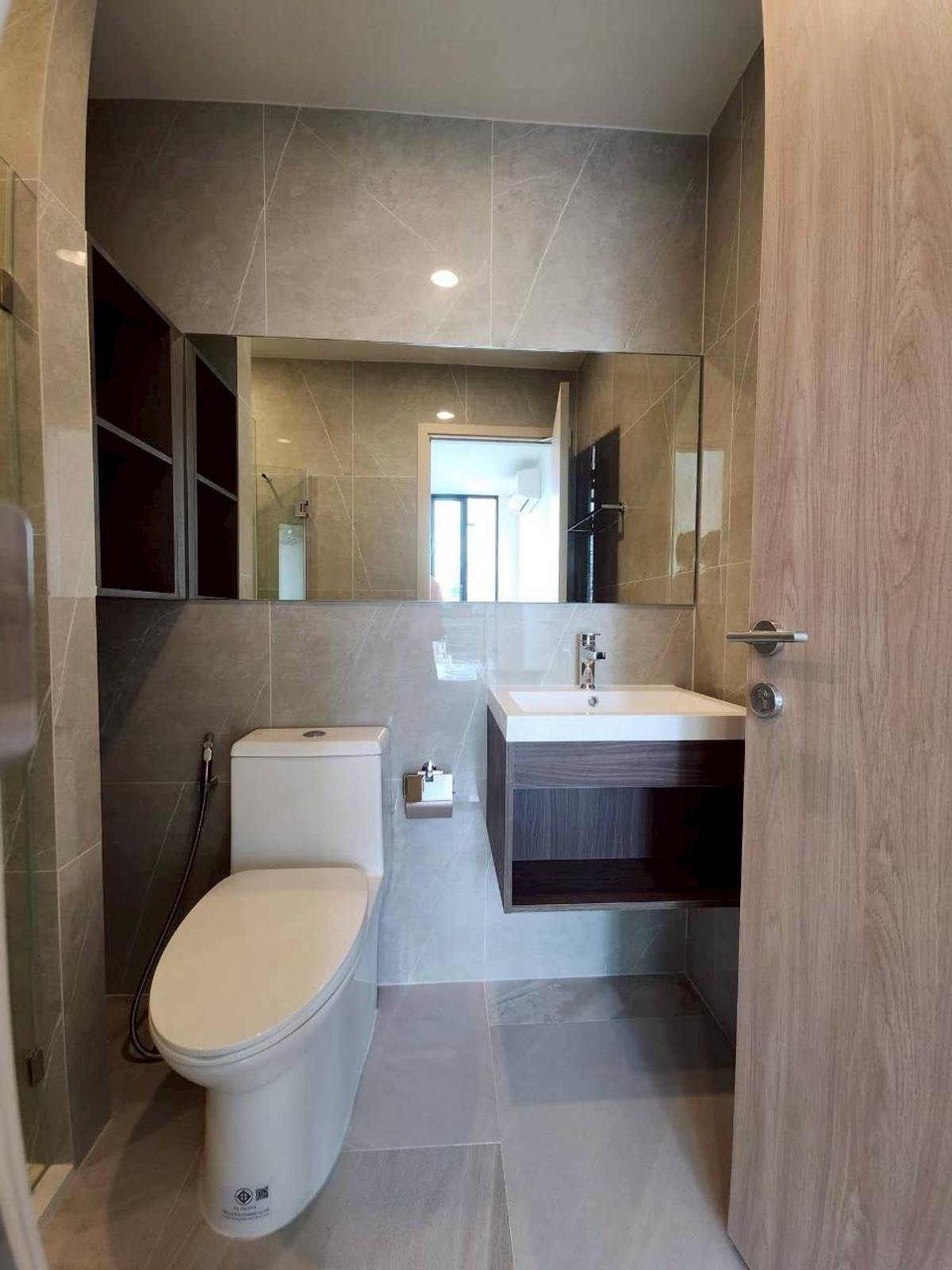 ให้เช่าคอนโดพระราม 9 เพชรบุรีตัดใหม่ RCA : ✅ NUER108 ✅ Line : @p2nproperty