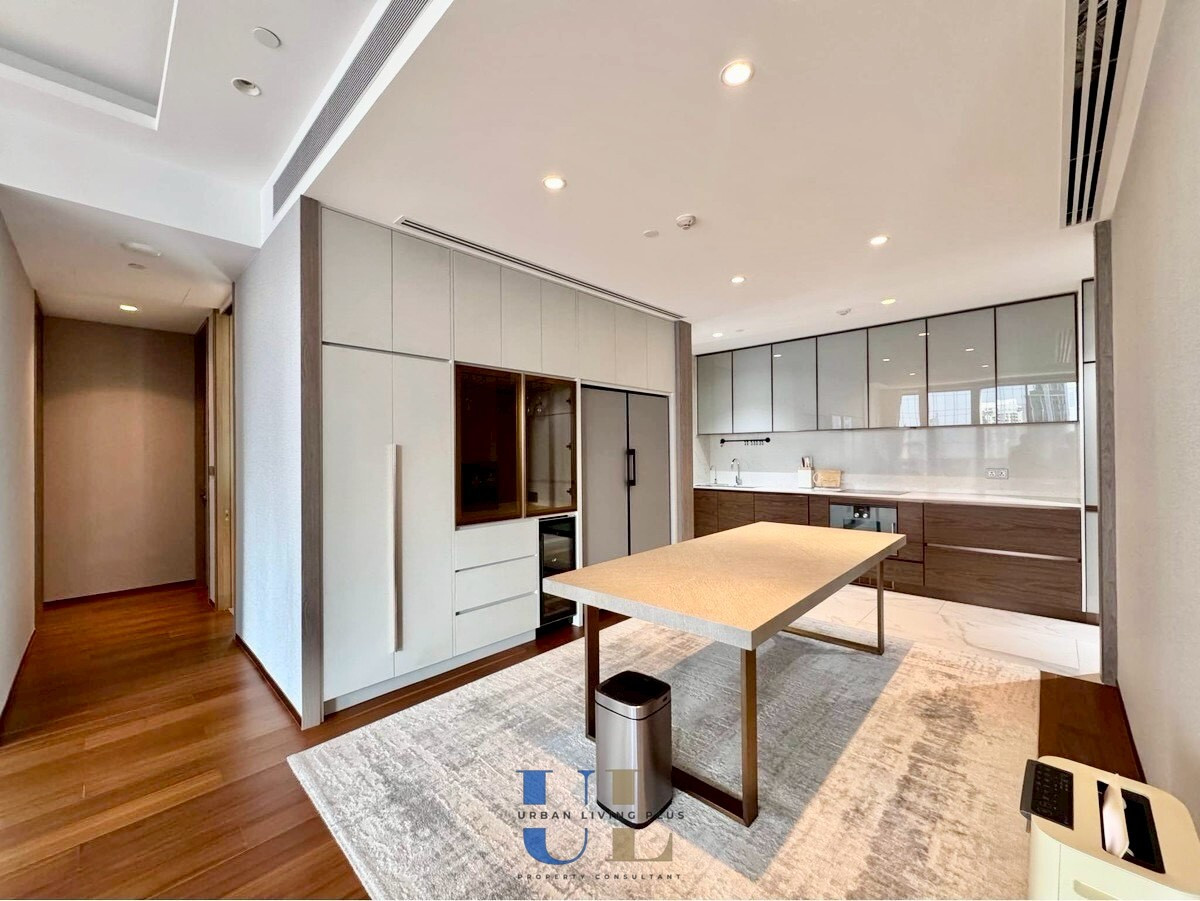 ให้เช่าคอนโดสุขุมวิท อโศก ทองหล่อ : ( UL2602033 ) Tel/Line 096-247-9369✨สำหรับเช่า ดิ เอสเทลล์ พร้อมพงษ์ 2 ห้องนอน 2 ห้องน้ำ 1 ห้องทำงาน ขนาด 143 ตร.ม. ห้องสวย ห้องใหม่ พร้อมเข้าอยู่✨