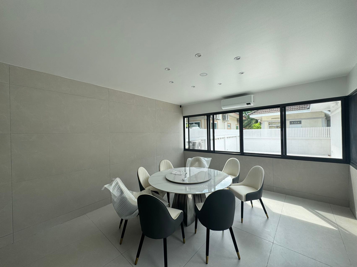 For SaleHousePattaya, Bangsaen, Chonburi : Single house Grand PMC 2 / 3 Bedrooms (FOR SALE) BEWN050