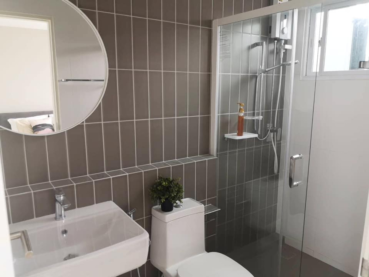 ขายทาวน์โฮมบางนา แบริ่ง ลาซาล : อินดี้ 2 บางนา - รามคำแหง 2 / 3 ห้องนอน (ขายพร้อมผู้เช่า), Indy 2 Bangna - Ramkhamhaeng 2 / 3 Bedrooms (SALE WITH TENANT) YOK013