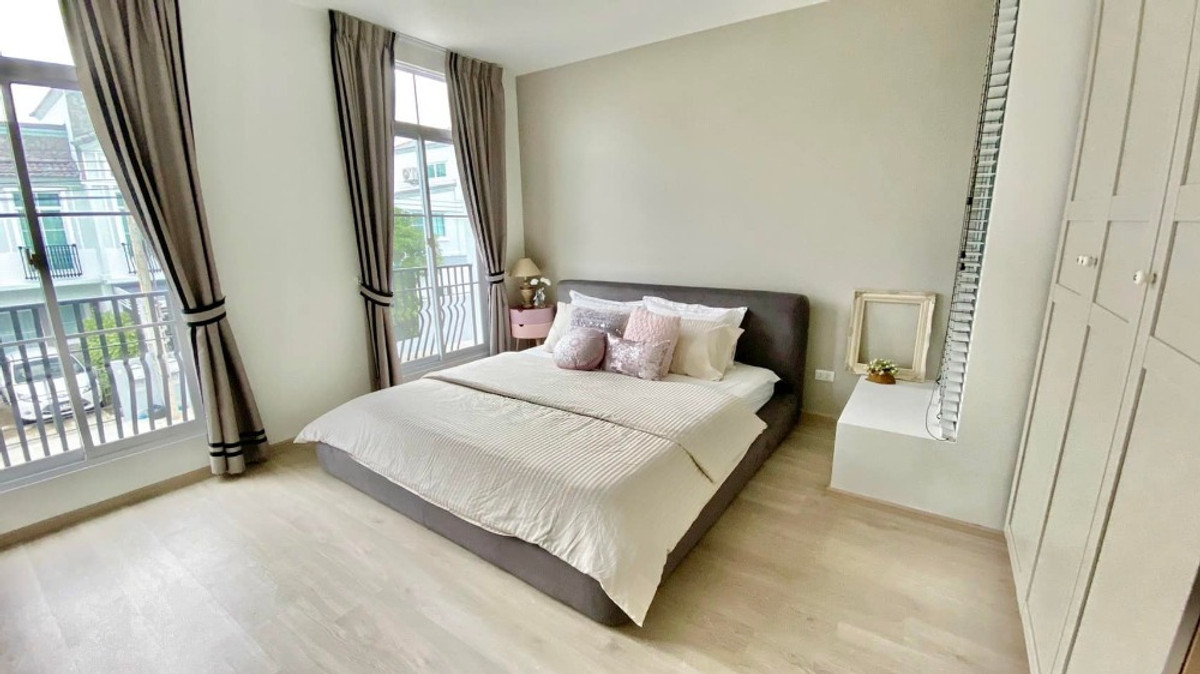 ขายทาวน์โฮมบางนา แบริ่ง ลาซาล : อินดี้ 2 บางนา - รามคำแหง 2 / 3 ห้องนอน (ขายพร้อมผู้เช่า), Indy 2 Bangna - Ramkhamhaeng 2 / 3 Bedrooms (SALE WITH TENANT) YOK013