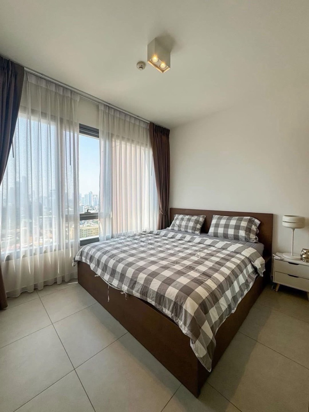 For SaleCondoSukhumvit, Asoke, Thonglor : Owner Post Condo for sale near BTS Ekkamai The Lofts Ekkamai Condo for sale The Lofts Ekkamai