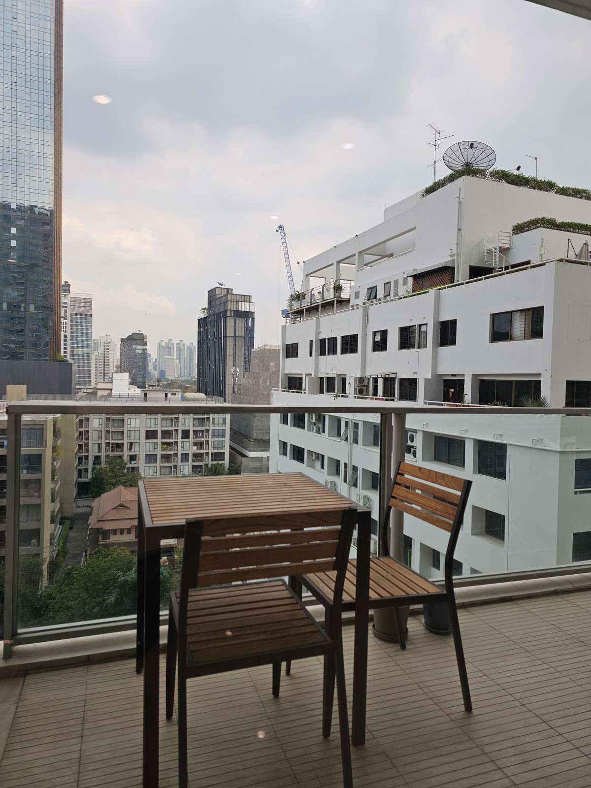 For SaleCondoWitthayu, Chidlom, Langsuan, Ploenchit : 185 Rajadamri for sale, 2 bedrooms, 2 bathrooms, area 108 sq m, 29.9 million baht. If interested, call Nong 096-2615656. Ready to make an appointment to visit every day. For Sale 185 Rajadamri 2bed 2 bath 108 Sq,m Rental price 29.9 MB call Nong 096-261565