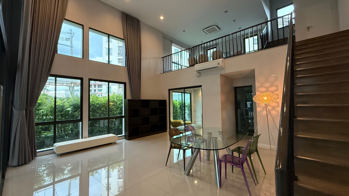 For RentHome OfficeLadprao101, Happy Land, The Mall Bang Kapi : Headquarters Ekamai - Ladprao / 4 Bedrooms (FOR RENT) TPM320