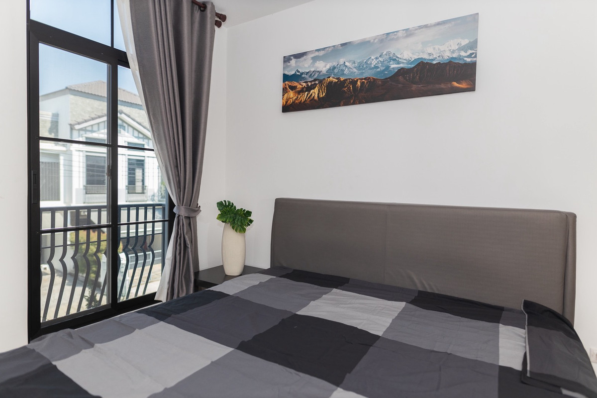 ขายทาวน์โฮมบางนา แบริ่ง ลาซาล : อินดี้ 5 บางนา กม.7 / 3 ห้องนอน (ขาย), Indy 5 Bangna km.7 / 3 Bedrooms (FOR SALE) YOK014