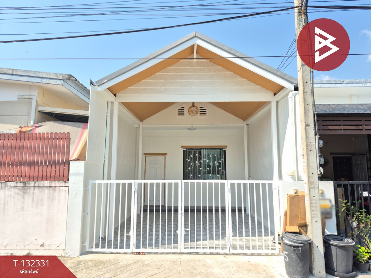 For SaleTownhomeSamut Prakan,Samrong : Townhouse for sale Phetlada Village 2 Phraeksa-Thepharak, Bang Phli, Samut Prakan