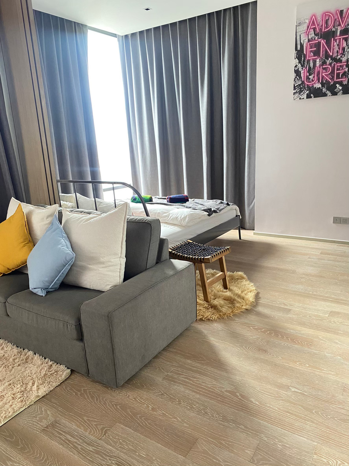 ให้เช่าคอนโดสีลม ศาลาแดง บางรัก : **Ashton Silom 50 Sq,m. Fully Finish @29,000บาท/month call Nong 096-2615656  ห้องกว้างมาก 50 ตรม. 1 นอน 1 น้ำ เฟอร์ครบ พร้อมอยู่   Location : Silom , Chongnonsi  Rental Price : 29,000 Baht/Month  Condominium near MRT, BTS  : Silom , Chong nonsiStation  Co