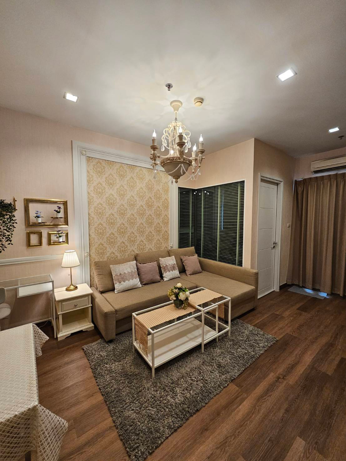 For RentCondoSathorn, Narathiwat : Best Price ✨For rent Ivy Sathorn 10, very beautiful room, very luxurious, fully decorated, ready to move in.