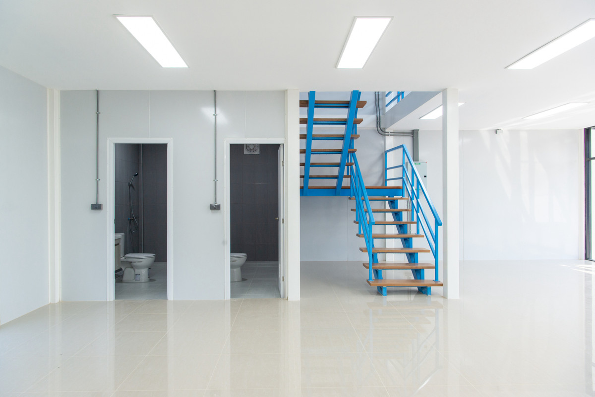 WarehouseOnnut, Udomsuk : 🏭 Use for rent, ready to sell | Office + warehouse Sukhumvit 101 | Wide frontage | Parking for many cars | Near Punnawithi BTS | Sukhumvit |