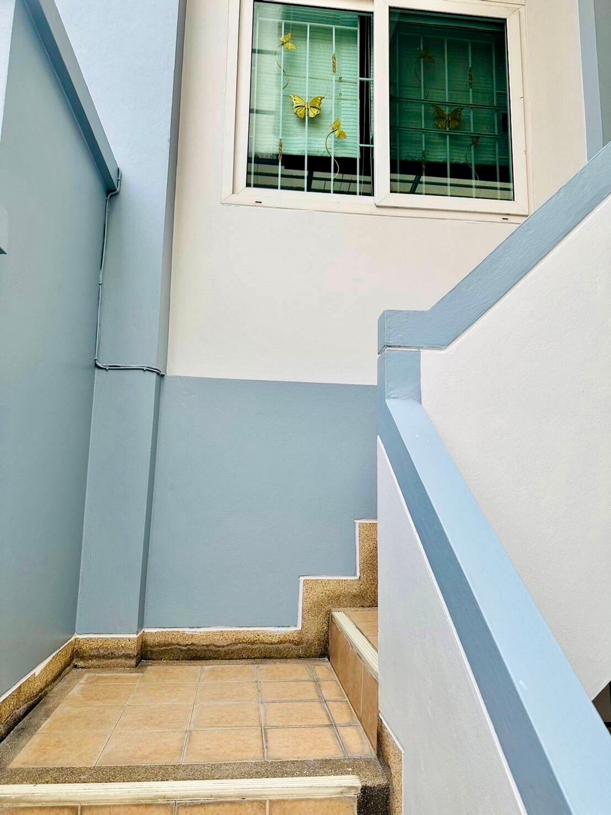 ให้เช่าทาวน์โฮมลาดพร้าว101 แฮปปี้แลนด์ : ให้เช่า Merit Place ลาดพร้าว 87 – ทาวน์เฮ้าส์ 3 ชั้นให้เช่า ทำเลเมือง ใกล้ทางด่วน เดินทางสะดวก