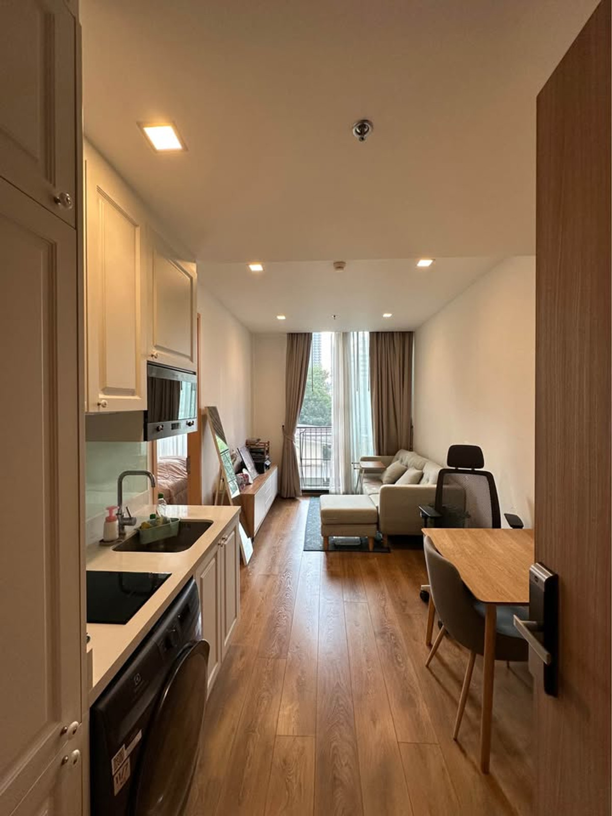 ขายคอนโดสุขุมวิท อโศก ทองหล่อ : ขายคอนโดใหม่ ห้องสวย สภาพดีมาก ทำเลใจกลางพร้อมพงษ์ ราคาดีสุด