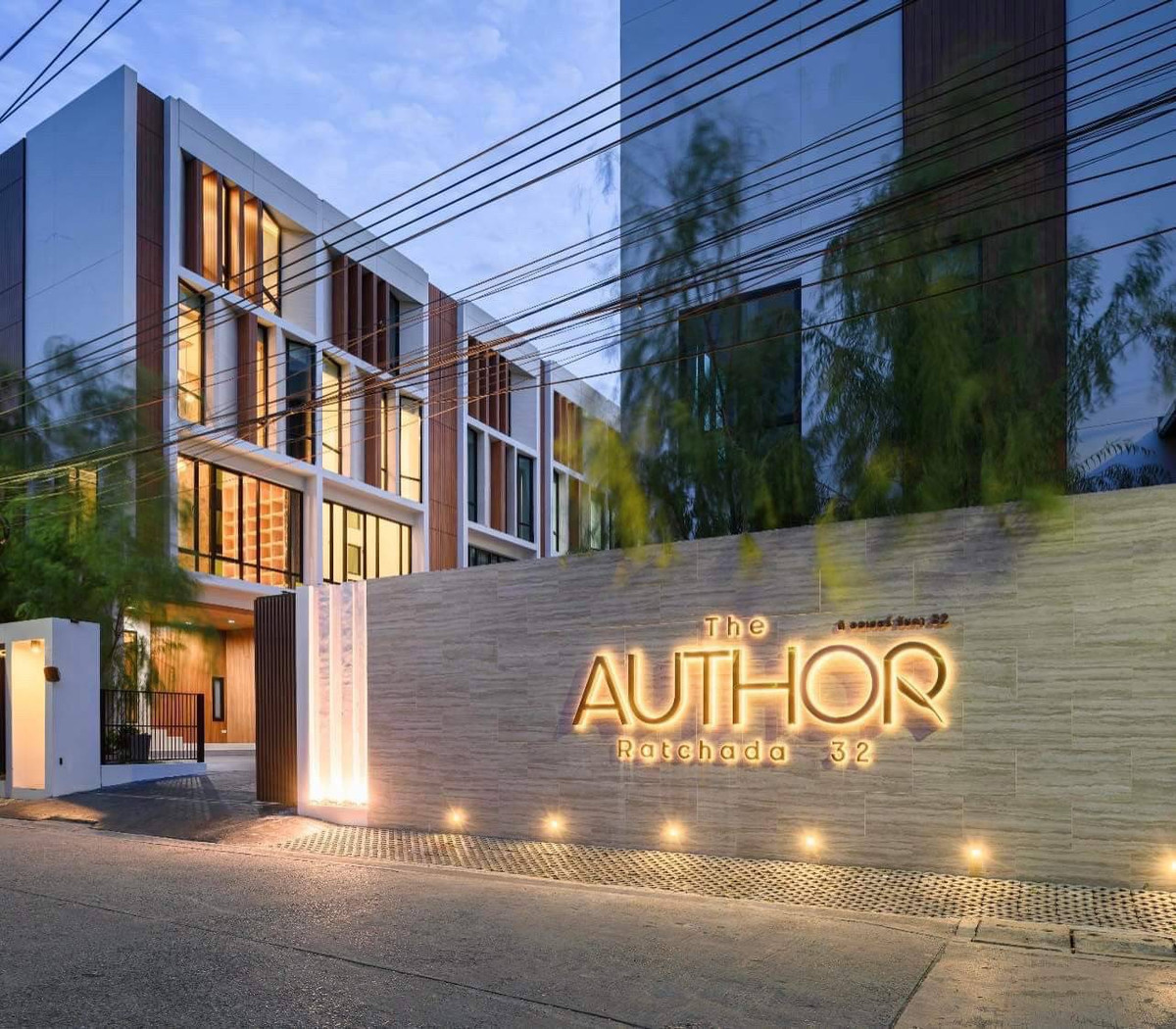 ขายทาวน์โฮมรัชดา ห้วยขวาง : ✨ขายทาวน์เฮาส์3.5ชั้นราคาพิเศษยูนิตสุดท้ายย่านรัชดา32 3ห้องนอน แปลงมุม มีความเป็นส่วนตัว ใกล้รถไฟฟ้า เดินทางสะดวก