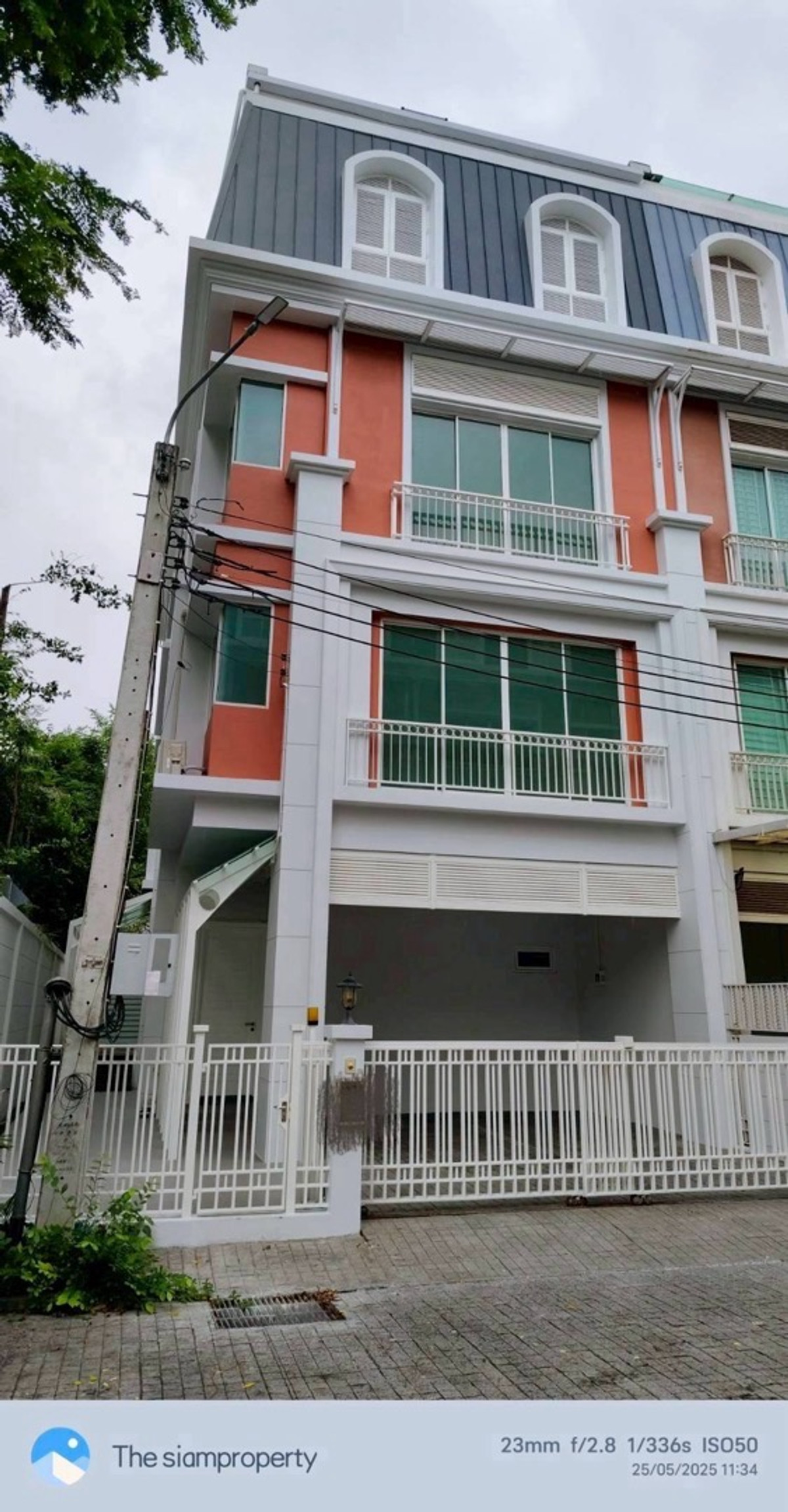 ให้เช่าโฮมออฟฟิศรัชดา ห้วยขวาง : 🌟บ้านหมู่บ้านเกศินีวิลล์ ถ.ประชาอุทิศ ห้วยขวาง ติดกับโรงเรียนนานาชาติKIS รีโนเวทใหม่ ให้เช่า🌟