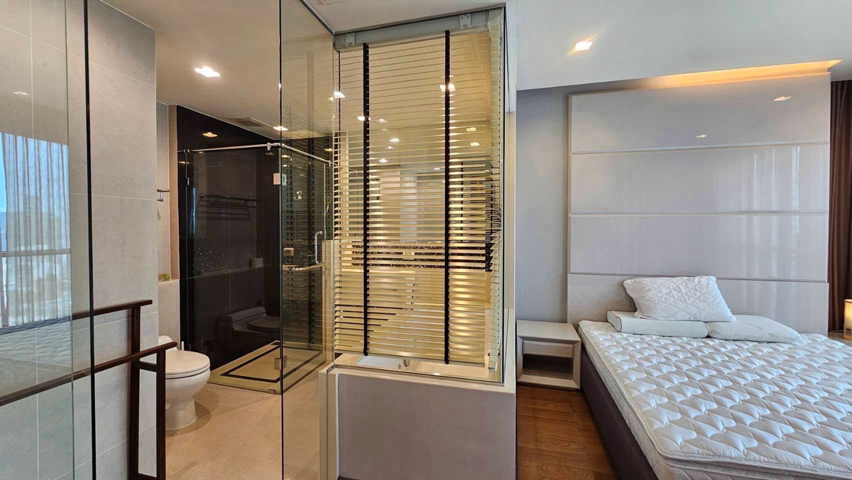 For RentCondoSathorn, Narathiwat : The Address Sathorn. for rent- 0816037454