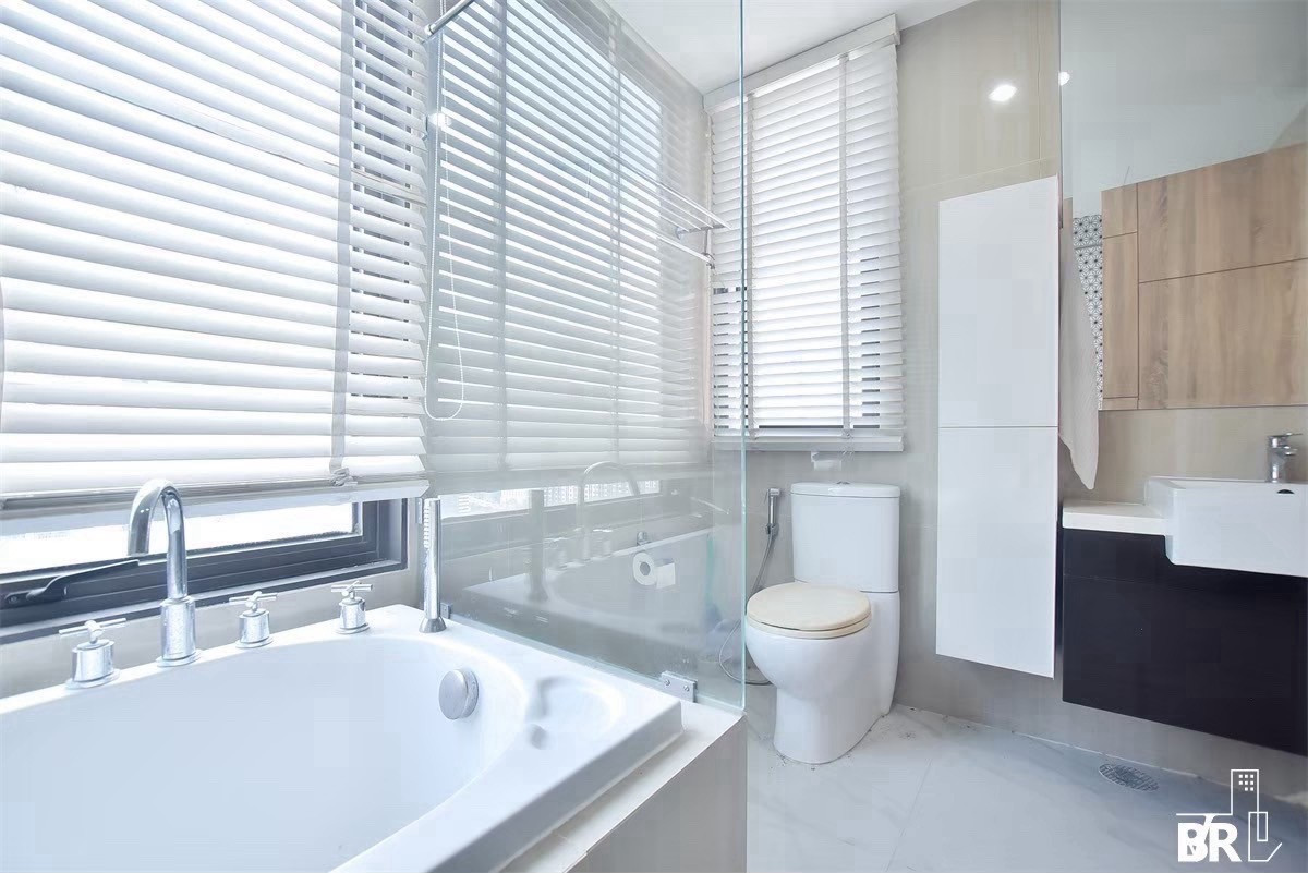 CondoRama9, Petchburi, RCA : For rent and sale Villa Asoke ☎️ 0912322009