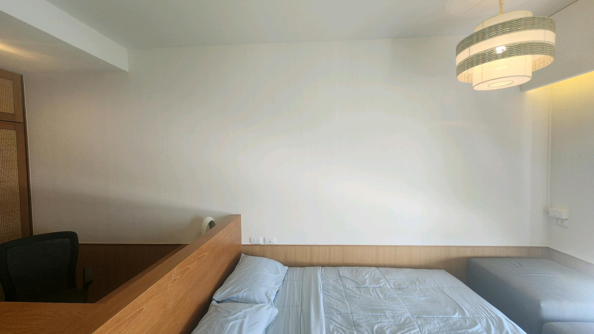 ให้เช่าคอนโดเชียงใหม่ : Supalai Monte 2 | ให้เช่า 1 ห้องนอน ไซต์ใหญ่ วิวสวย เห็นภูเขา และห้องมีโต๊ะทำงาน เอาฟูกมาใส่เพิ่มได้ สะดวกสะบาย เดินถึงเซ็นทรัล เฟส เชียงใหม่