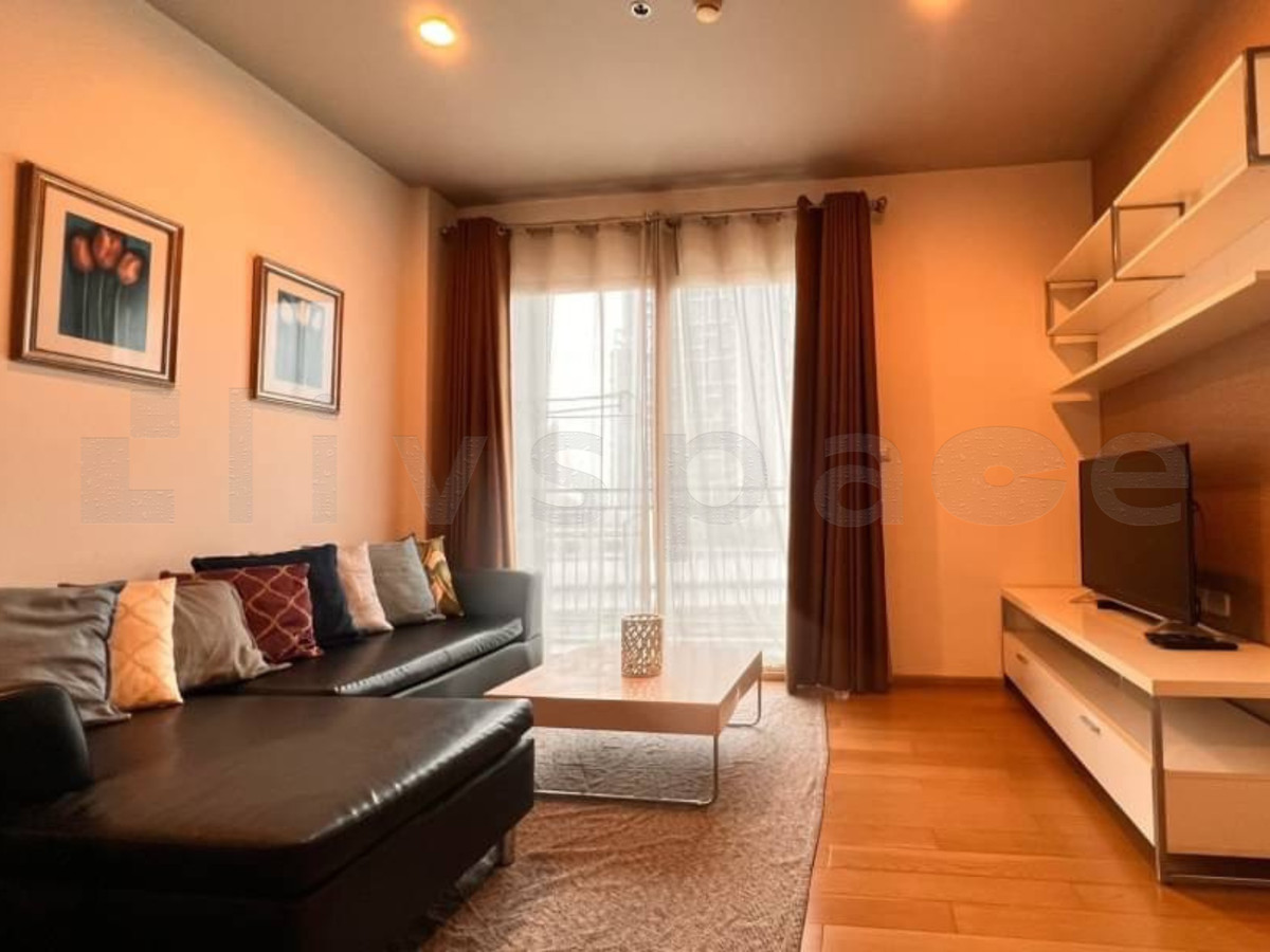 For SaleCondoWongwianyai, Charoennakor : ▚ LG103ツ SALE: Hive Sathorn - 1BR 49sqm 🏙️💰 Spacious Unit, Fully Furnished, Next to BTS Krung Thon Buri, Only 118k/sqm, Best Value in Sathorn