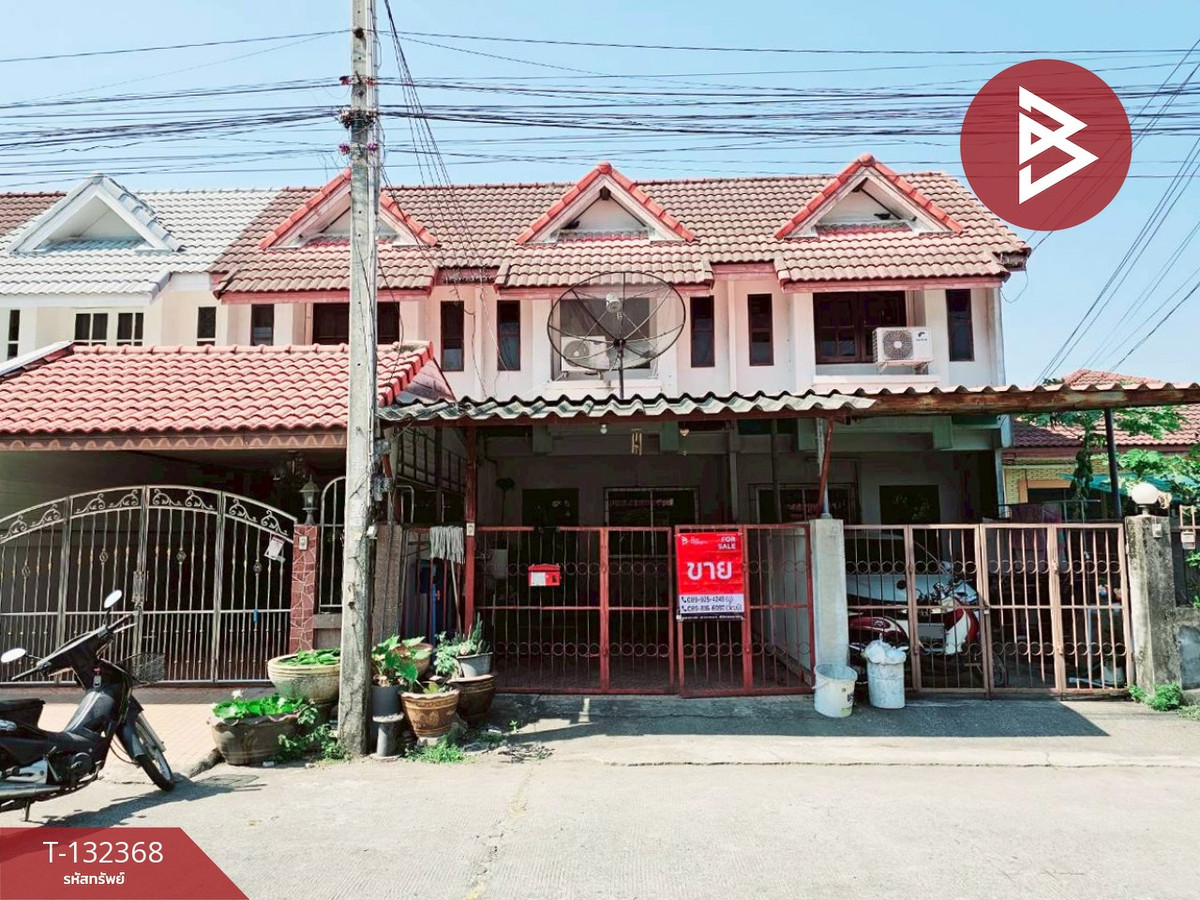For SaleTownhomePattaya, Bangsaen, Chonburi : Townhouse for sale, area 20.1 square meters, Phanat Nikhom, Chonburi