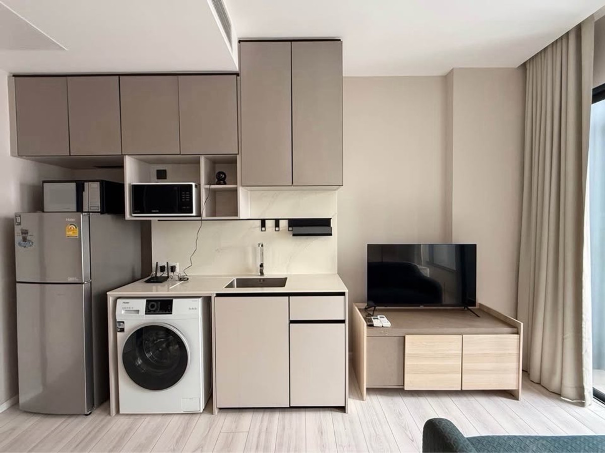 For SaleCondoRatchathewi,Phayathai : Owner price lower than market 🔥 Condo for sale The Room Phayathai