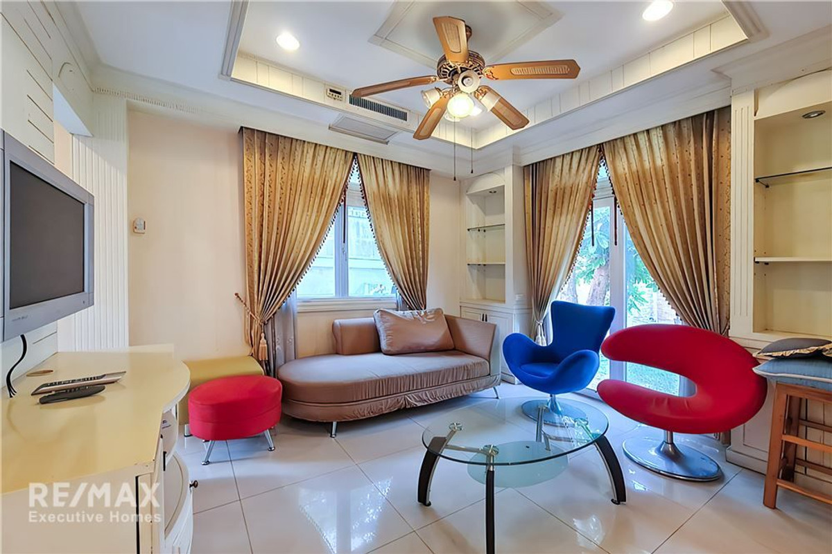 ขายบ้านลาดกระบัง สุวรรณภูมิ : ขายด่วน! บ้านพร้อมที่ดินใหญ่ 181 ตร.ว. ใกล้สวนหลวง ร.9 เพียง 2.5กม.