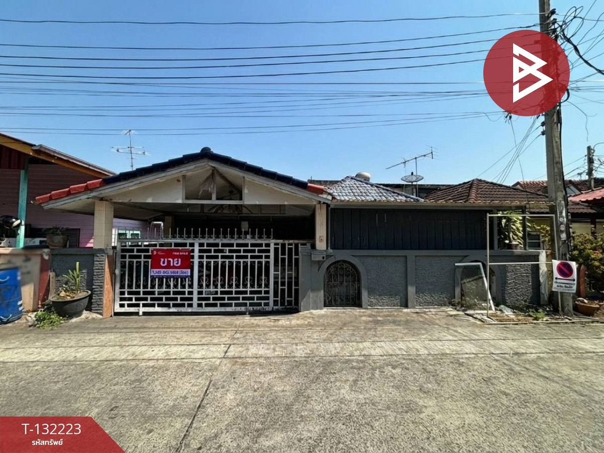 For SaleTownhomeSamut Prakan,Samrong : Single house for sale Sinudom Village 2, Bang Hua Suea, Samut Prakan