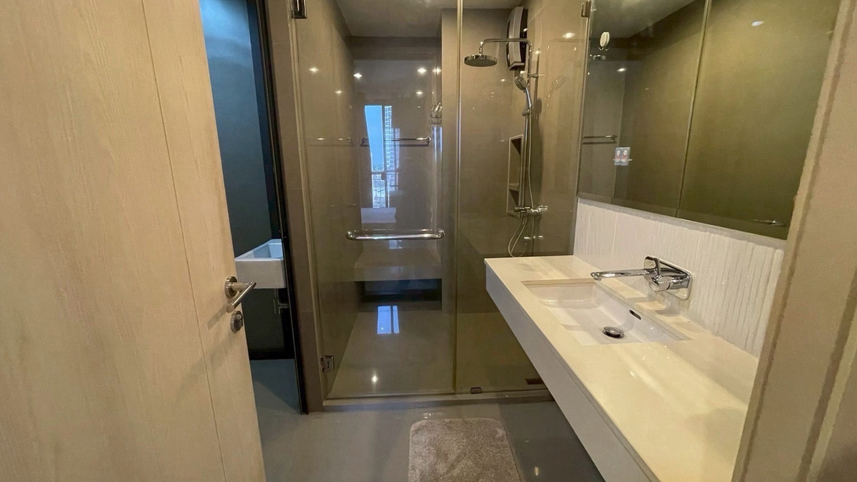 For SaleCondoSukhumvit, Asoke, Thonglor : Owner Post Condo for sale, price below market Near BTS Ekkamai 
 Rhythm Sukhumvit 42 (Rhythm Sukhumvit 42