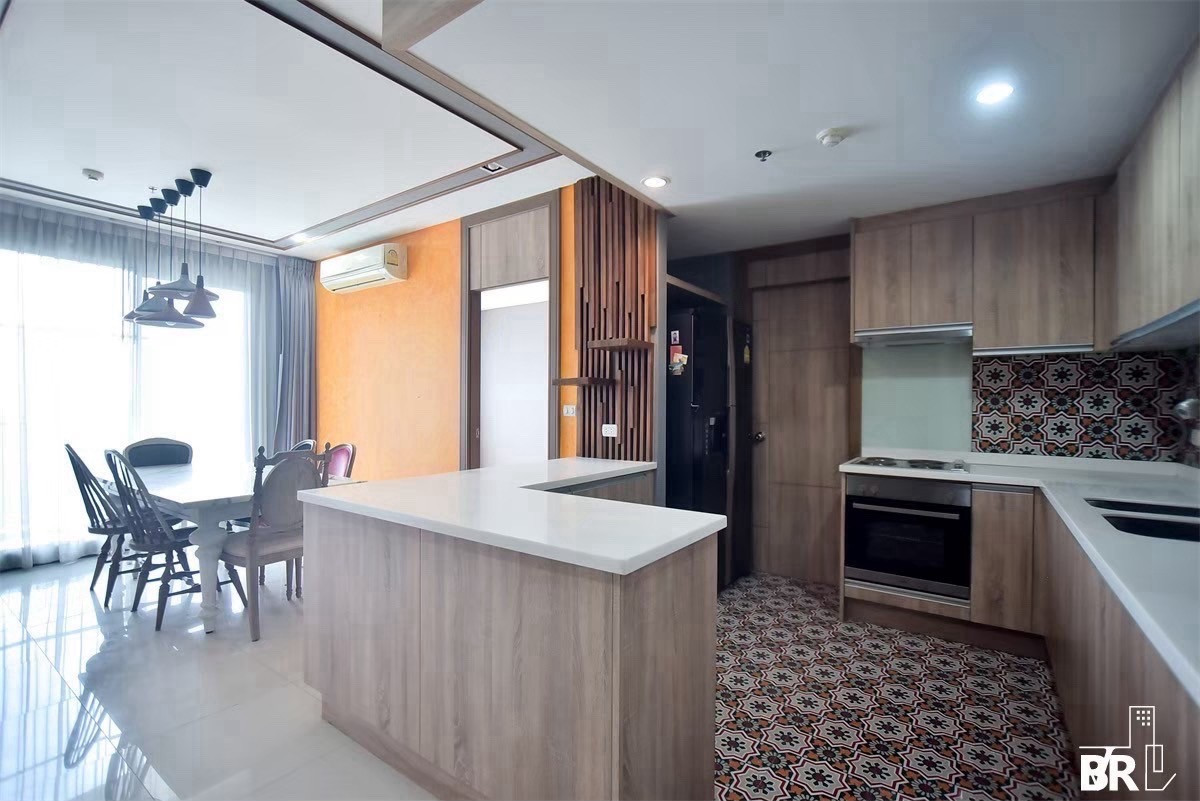 CondoRama9, Petchburi, RCA : For rent and sale Villa Asoke ☎️ 0912322009