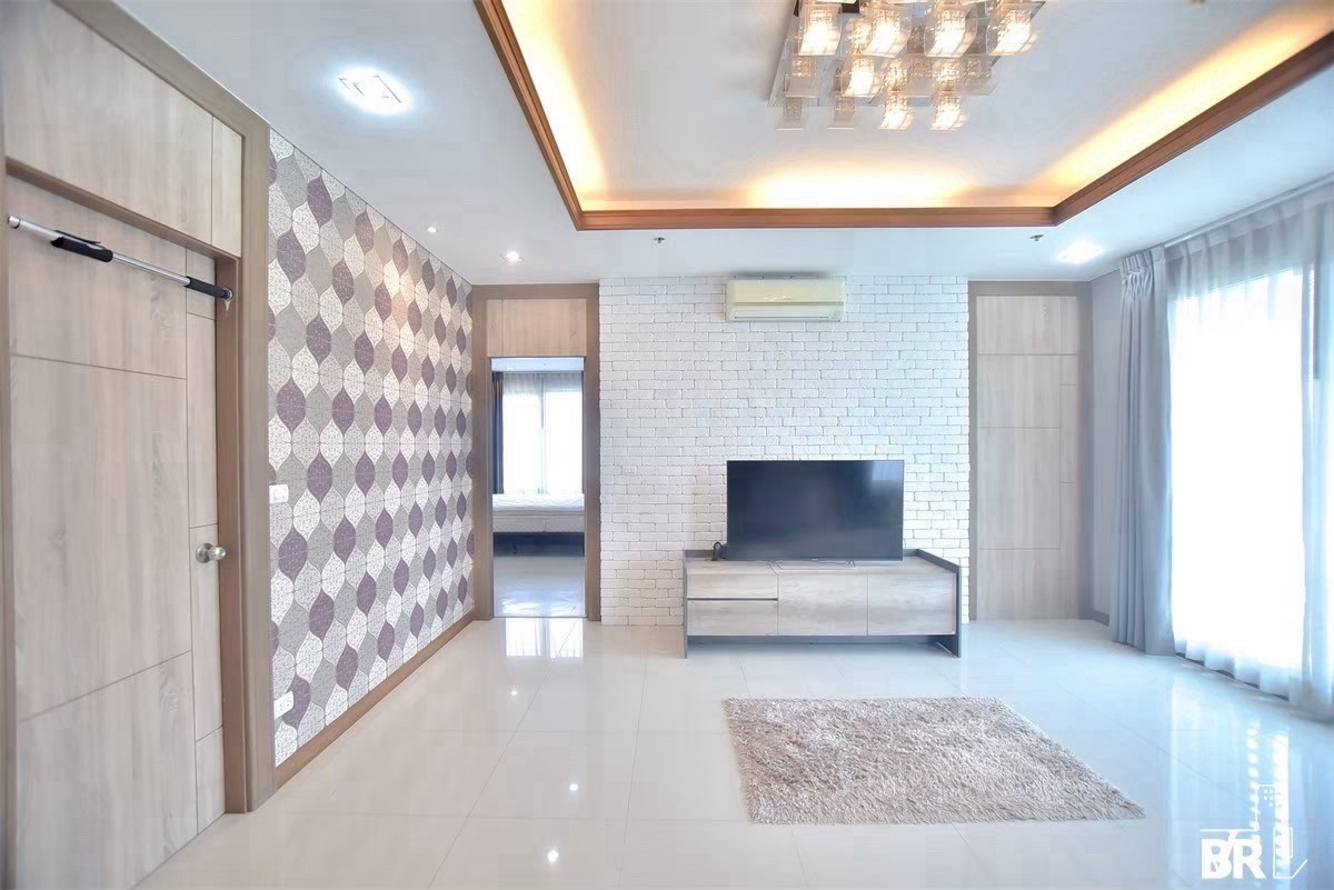 คอนโดพระราม 9 เพชรบุรีตัดใหม่ RCA : ให้เช่าและขาย Villa Asoke ☎️ 0912322009