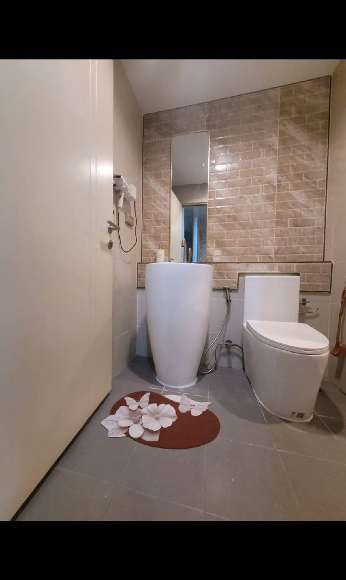 ให้เช่าคอนโดพระราม 9 เพชรบุรีตัดใหม่ RCA : ให้เช่าthe besa พระราม9-รามคำแหง