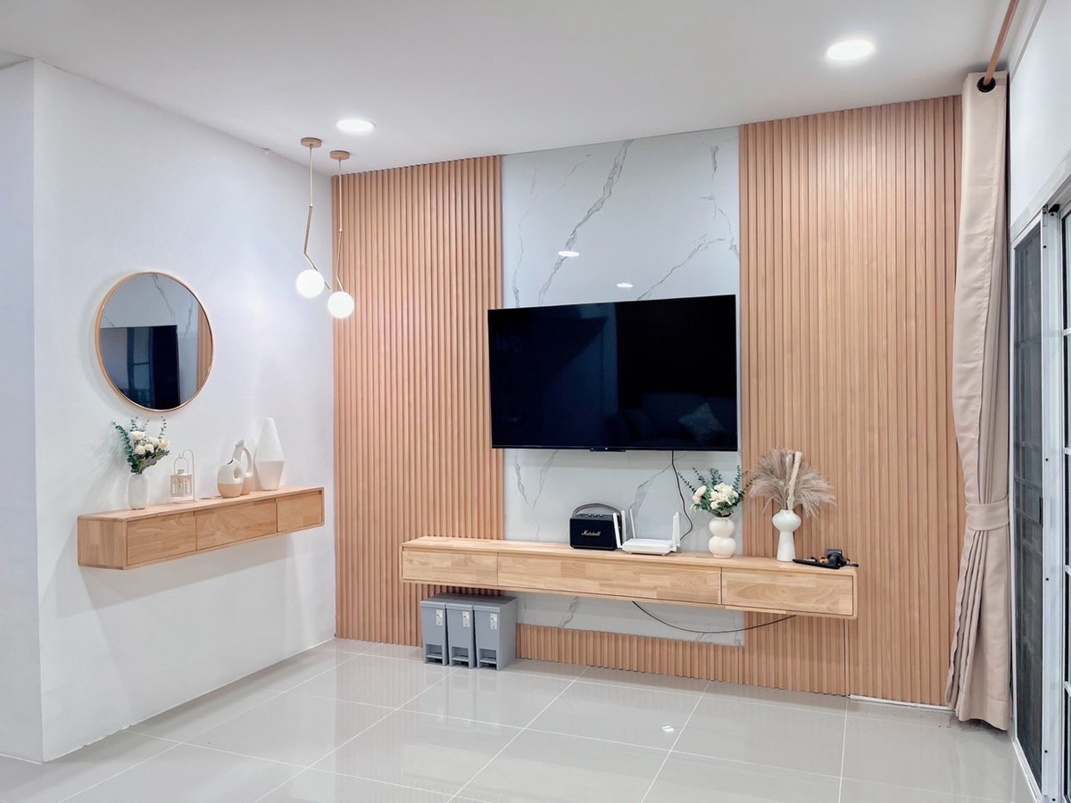 ให้เช่าทาวน์โฮมรัชดา ห้วยขวาง : 💕Huai Khwang Houseบ้านเช่าห้วยขวาง 5ห้องนอน3ห้องน้ำ รัชดา18 ใกล้MRTห้วยขวาง แอร์ทุกห้องรีโนเวทใหม่ 💕 ว่างพร้อมอยู่✨