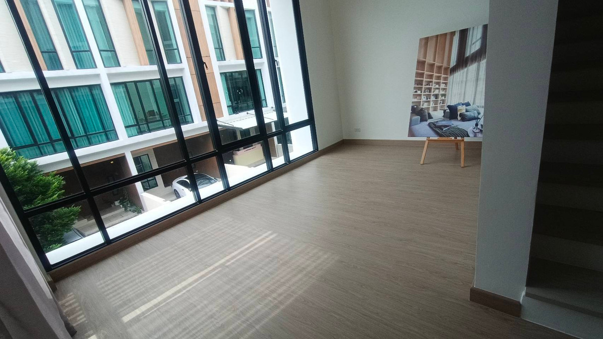 ขายทาวน์โฮมรัชดา ห้วยขวาง : ✨ขายทาวน์เฮาส์3.5ชั้นราคาพิเศษยูนิตสุดท้ายย่านรัชดา32 3ห้องนอน แปลงมุม มีความเป็นส่วนตัว ใกล้รถไฟฟ้า เดินทางสะดวก